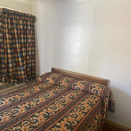 Johnston'S Motel Garberville Exterior photo